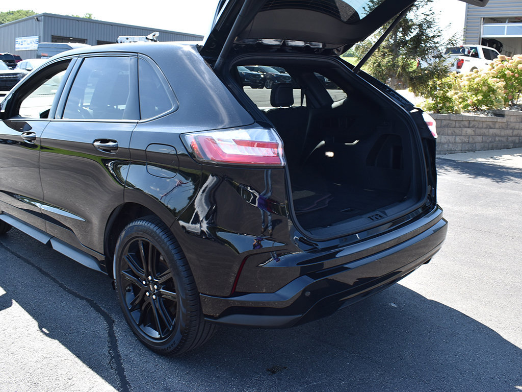 Used 2024 Ford Edge ST-Line AWD/4WD image 27