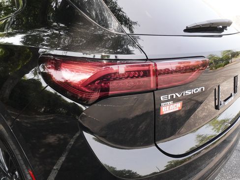 Used 2025 Buick Envision Sport Touring AWD/4WD image 31