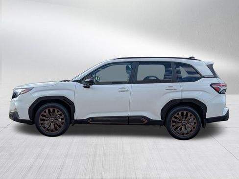 Used 2025 Subaru Forester Sport AWD/4WD image 5