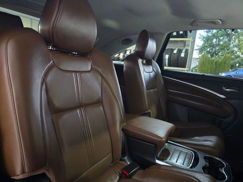 Used 2019 Acura MDX SH-AWD w/ Advance Package image 29