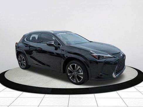 Used 2025 Lexus UX 300h FWD image 1