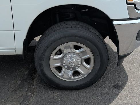 Used 2023 RAM 3500 Tradesman AWD/4WD image 32
