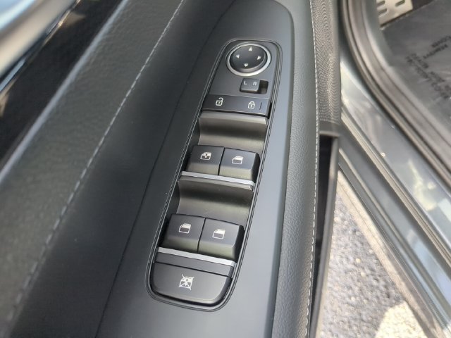Used 2024 Kia Forte GT-Line FWD image 19