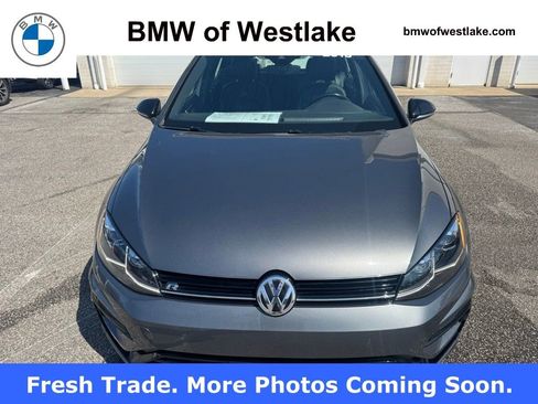 Used 2018 Volkswagen Golf R 4-Door image 8