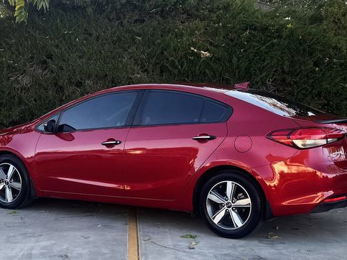 Used 2018 Kia Forte S w/ S Technology Plus Package image 6