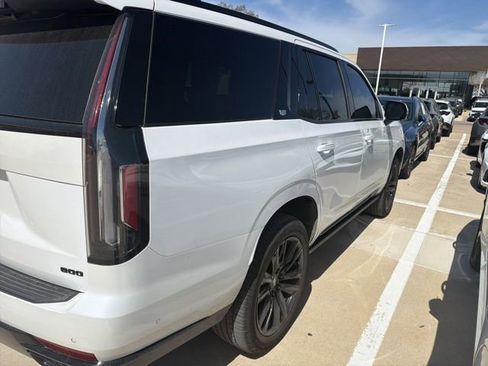 Used 2023 Cadillac Escalade Sport w/ Touring Package image 4