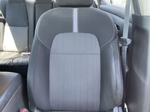 Used 2022 Nissan Sentra SV FWD image 21