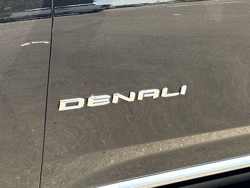 Used 2023 GMC Yukon XL Denali w/ Max Trailering Package AWD/4WD image 32