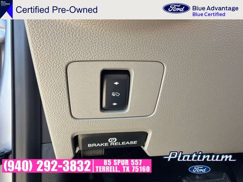 Used 2017 Ford F250 XLT w/ XLT Premium Package AWD/4WD image 12