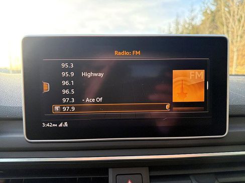 Used 2019 Audi A5 2.0T Premium Plus w/ Premium Plus image 17