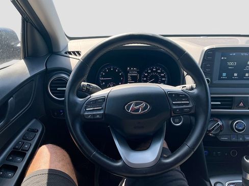 Used 2021 Hyundai Kona SEL Plus FWD image 11