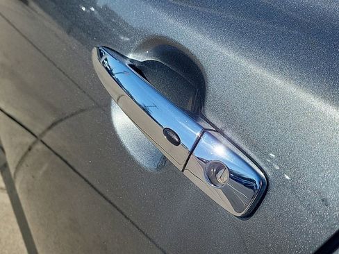 Used 2021 Nissan Leaf SV Plus image 10