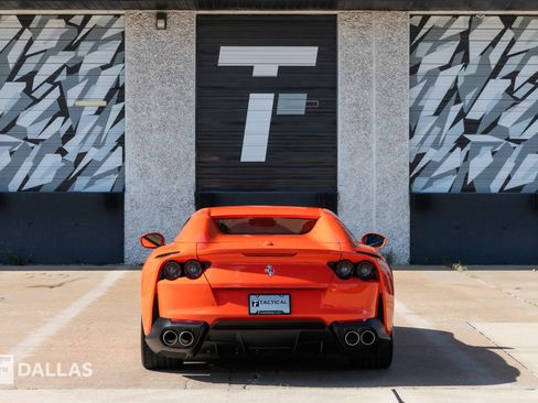 Used 2023 Ferrari 812 GTS Base image 14