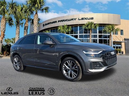 Used 2022 Audi Q8 Premium image 1