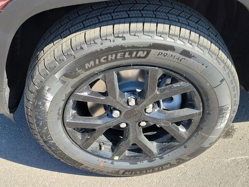 New 2026 Jeep Grand Cherokee Altitude RWD image 9