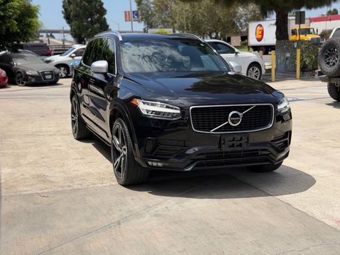 Used 2017 Volvo XC90 T6 R-Design w/ Vision Package AWD/4WD image 4