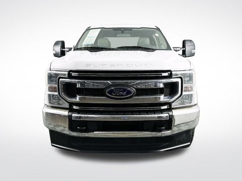 Used 2022 Ford F350 XLT image 2