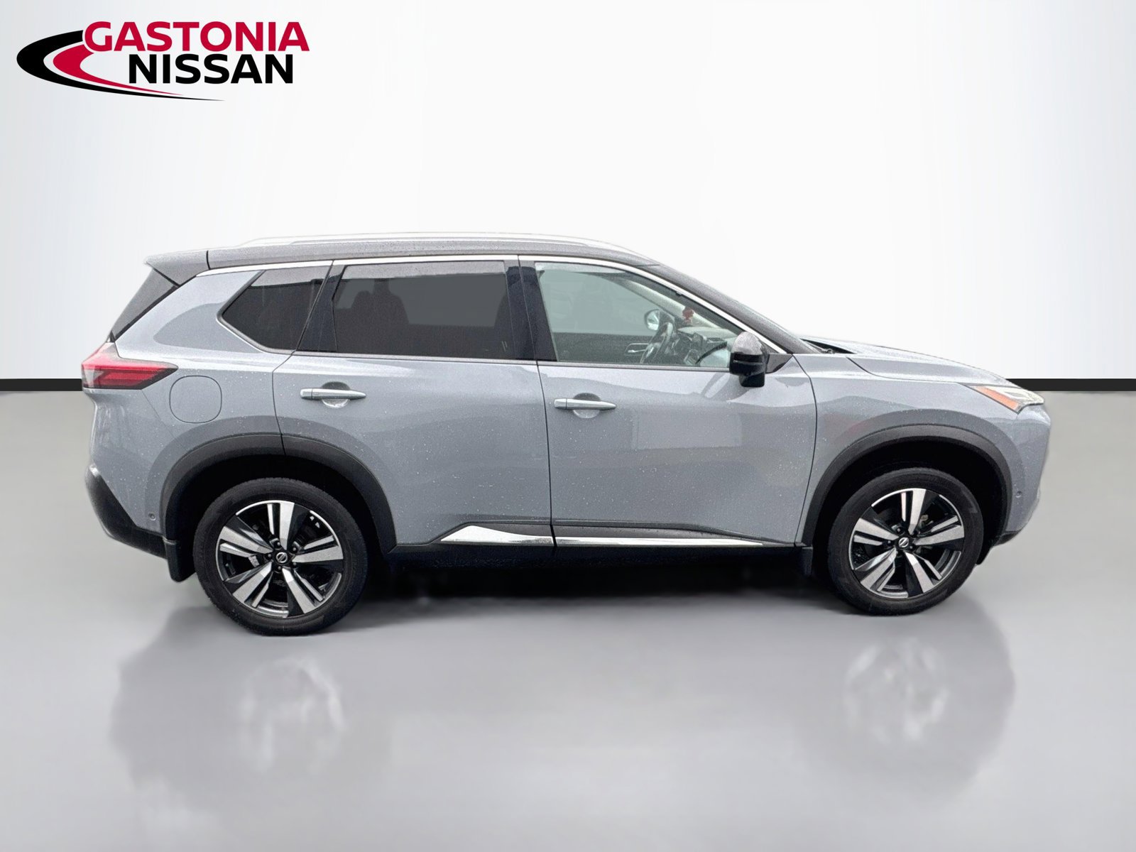 Used 2021 Nissan Rogue Platinum AWD/4WD image 10