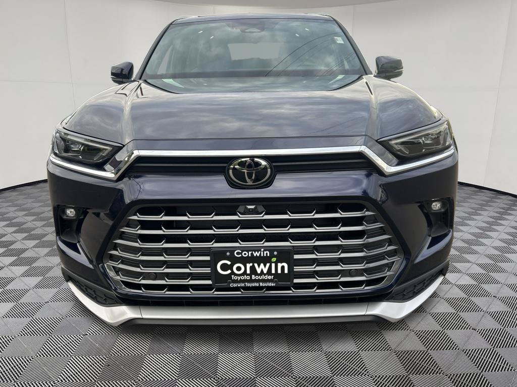 Used 2024 Toyota Grand Highlander AWD Hybrid image 2