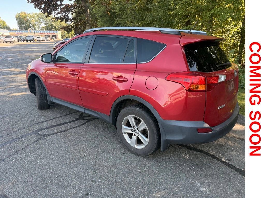 Used 2015 Toyota RAV4 XLE AWD/4WD image 7