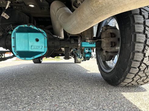 Used 2019 Ford F250 Platinum w/ Platinum Ultimate Package AWD/4WD image 17