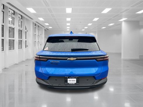 New 2026 Chevrolet Equinox EV LT image 6