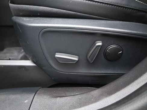 New 2024 Ford Escape SE image 23