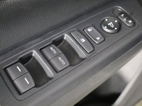 Used 2025 Honda CR-V Sport image 19
