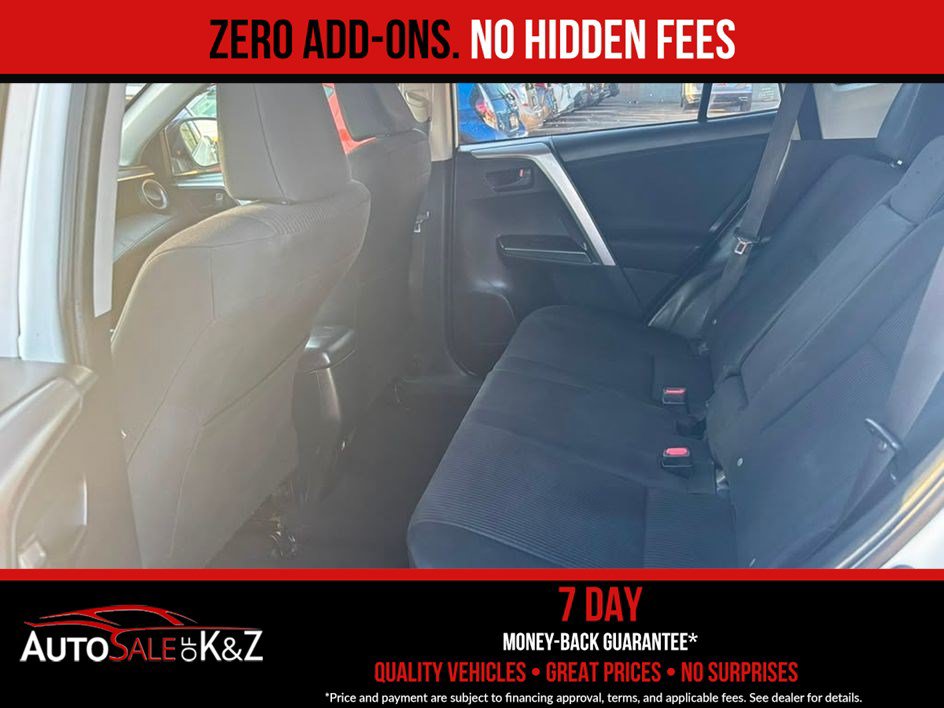 Used 2016 Toyota RAV4 LE FWD image 18
