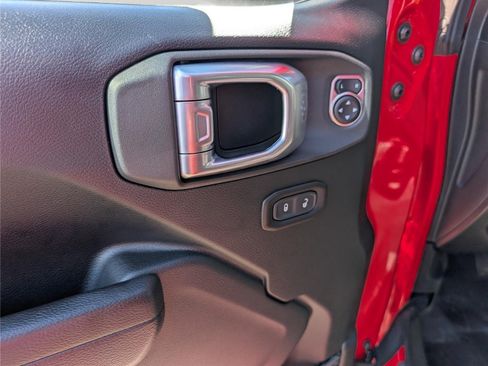 Used 2023 Jeep Wrangler Unlimited Sport AWD/4WD image 19