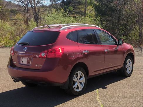 Used 2010 Nissan Rogue SL w/ Moonroof Pkg AWD/4WD image 4