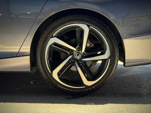 Used 2020 Honda Accord Sport image 21