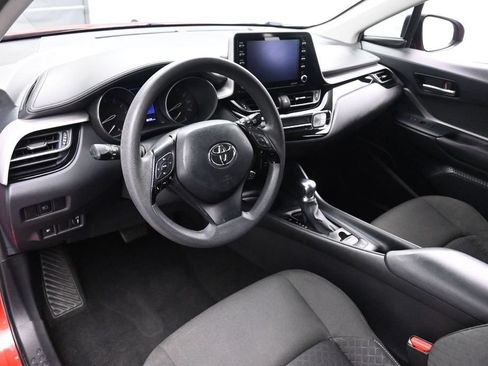 Used 2020 Toyota C-HR LE FWD image 10