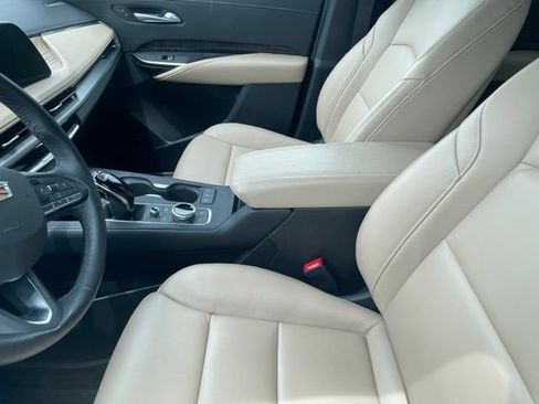 Used 2024 Cadillac XT4 Premium Luxury w/ Cold Weather Package AWD/4WD image 2