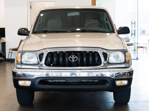 Used 2004 Toyota Tacoma 2WD Xtracab image 2