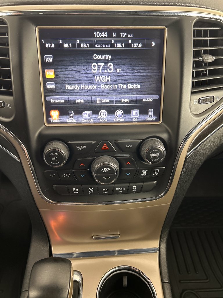 Used 2017 Jeep Grand Cherokee Limited AWD/4WD image 14