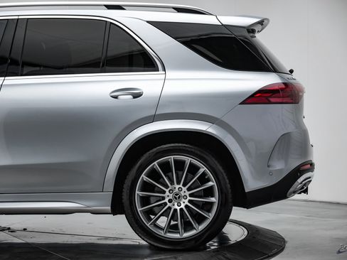 Used 2024 Mercedes-Benz GLE 450 4MATIC image 7