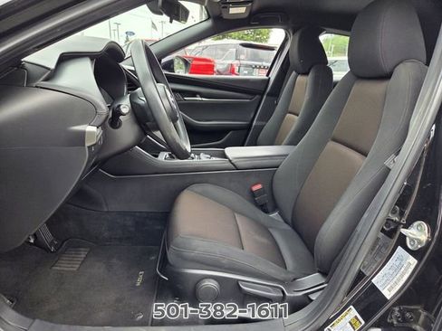 Used 2022 MAZDA MAZDA3 s FWD image 9
