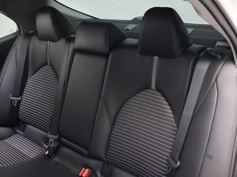 Certified 2023 Toyota Camry SE FWD image 17