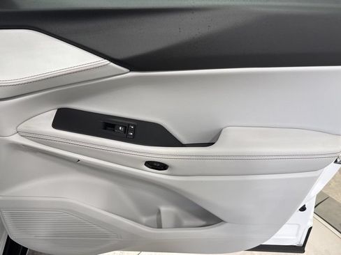 New 2026 Jeep Cherokee Limited AWD/4WD image 16