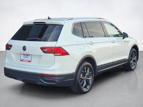 Used 2024 Volkswagen Tiguan SE FWD image 7