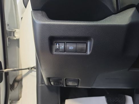Used 2021 Toyota RAV4 XLE AWD/4WD image 20
