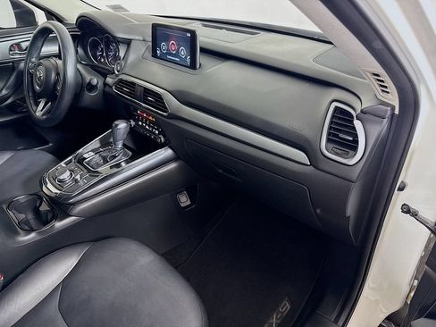 Used 2019 MAZDA CX-9 Touring FWD image 30