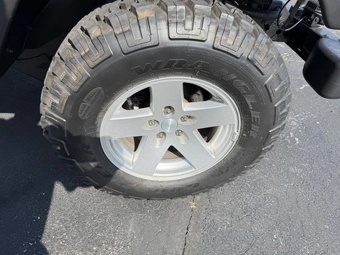 Used 2003 Jeep Wrangler Rubicon AWD/4WD image 30