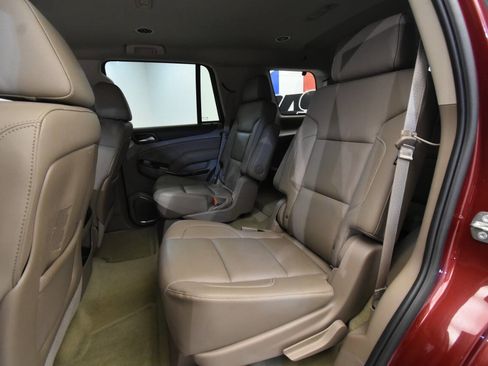 Used 2016 GMC Yukon SLT w/ HD Trailering Package image 13