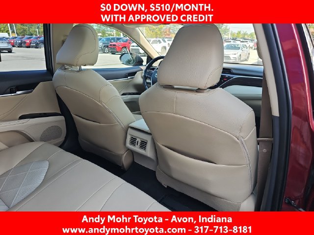 Used 2018 Toyota Camry XLE FWD image 32