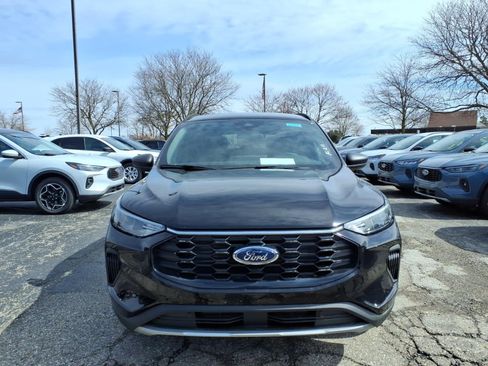 New 2026 Ford Escape ST-Line w/ Tech Pack #1 AWD/4WD image 2