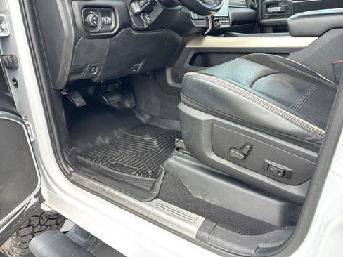 Used 2022 RAM 2500 Laramie AWD/4WD image 40