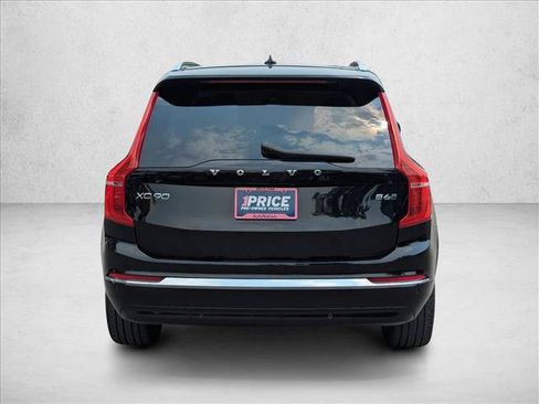 Used 2025 Volvo XC90 B6 Plus AWD/4WD image 7