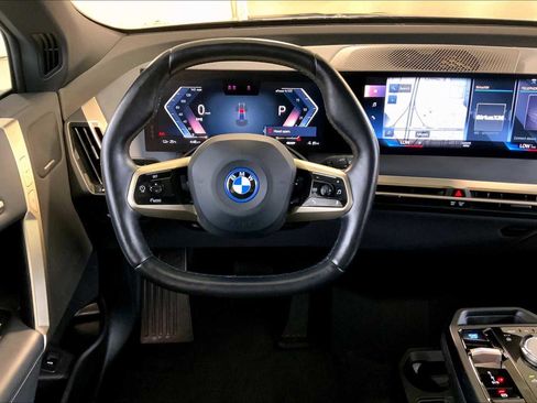 Used 2022 BMW iX xDrive50 w/ Convenience Package image 5